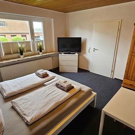 Dorfkrug - Günstige Altbauzimmer Am Oland Hotel Büsum